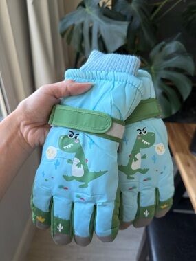 Light Blue Green Dinosaur Winter Gloves